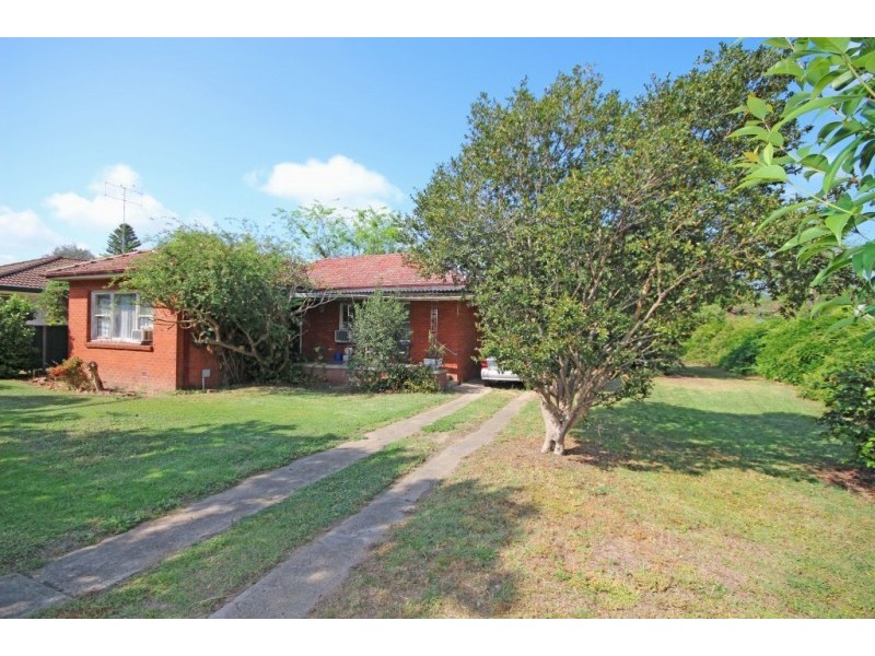 140-142 March Street, Richmond NSW 2753