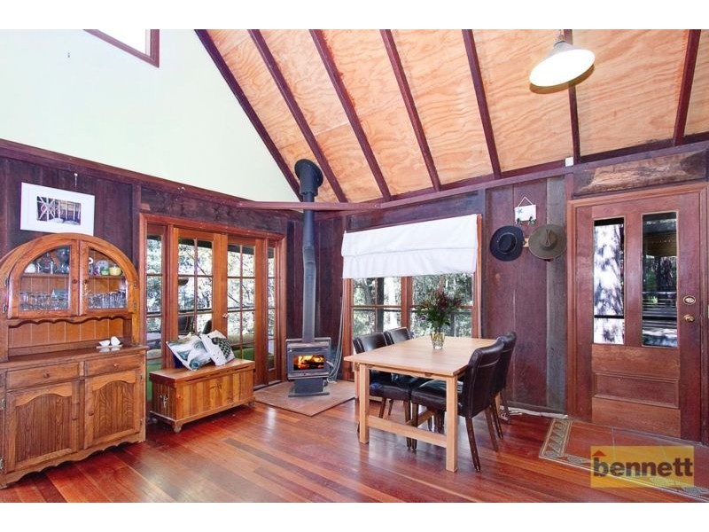 20 Currawong Crescent, Bowen Mountain NSW 2753