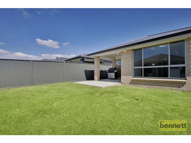 42 Howarth Street, Ropes Crossing NSW 2760