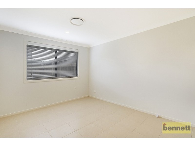 13 Sugarloaf Crescent, Colebee NSW 2761