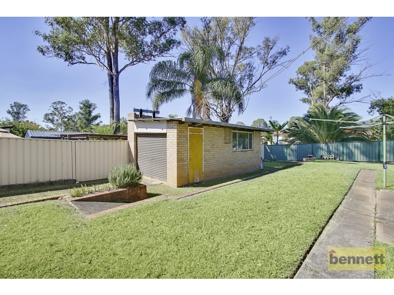 38 Lincoln Drive, Cambridge Park NSW 2747