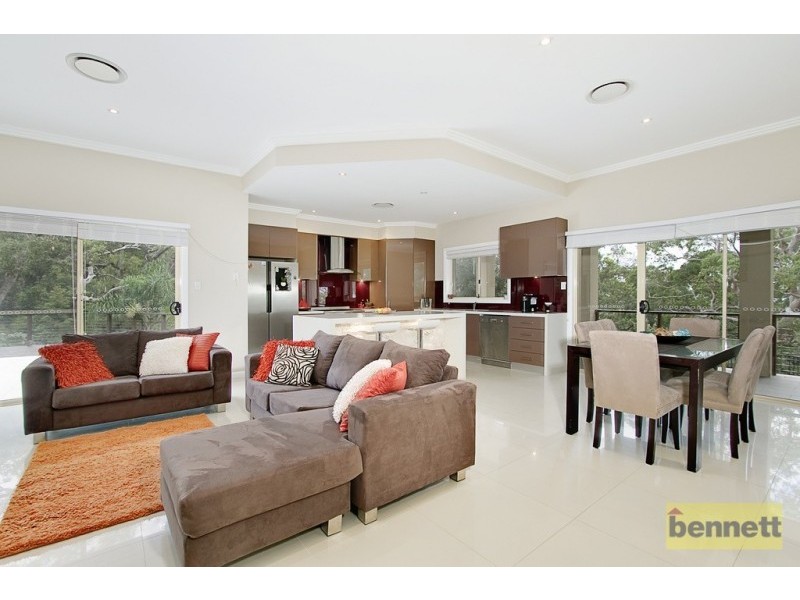 345 Lieutenant Bowen Drive, Bowen Mountain NSW 2753