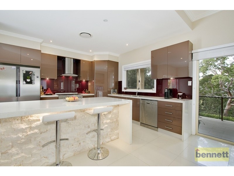 345 Lieutenant Bowen Drive, Bowen Mountain NSW 2753