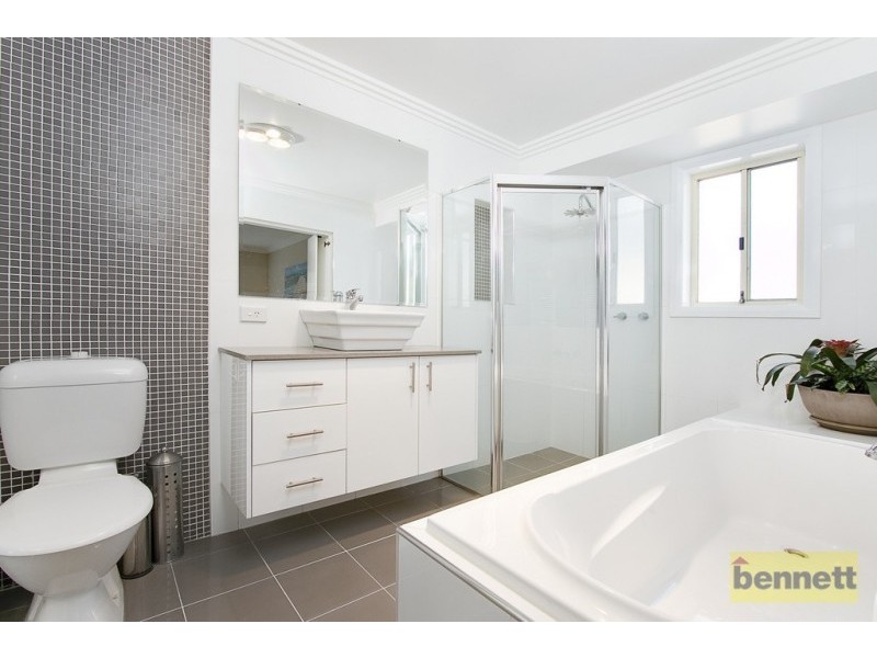 345 Lieutenant Bowen Drive, Bowen Mountain NSW 2753