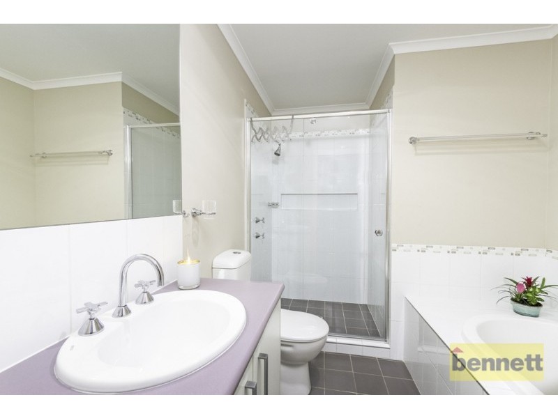 10 Wiseman Circuit, Ropes Crossing NSW 2760