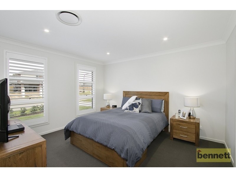 10 Everingham Street, Colebee NSW 2761