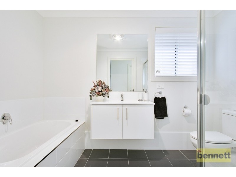 10 Everingham Street, Colebee NSW 2761