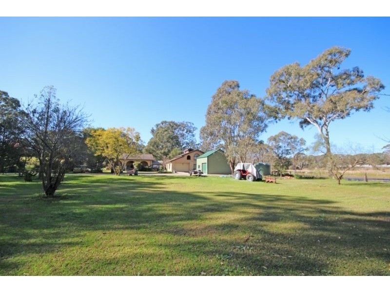 132 Glenidol Road, Oakville NSW 2765