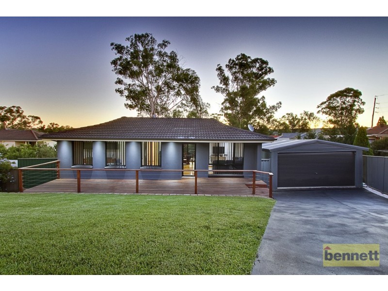 3 Pinetree Avenue, Cranebrook NSW 2749