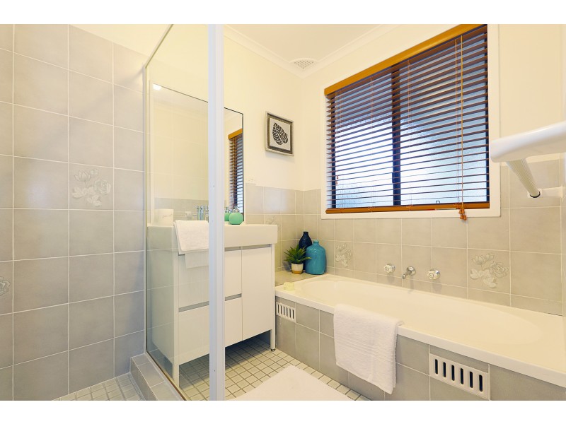 63 Bowen Mountain Road, Bowen Mountain NSW 2753