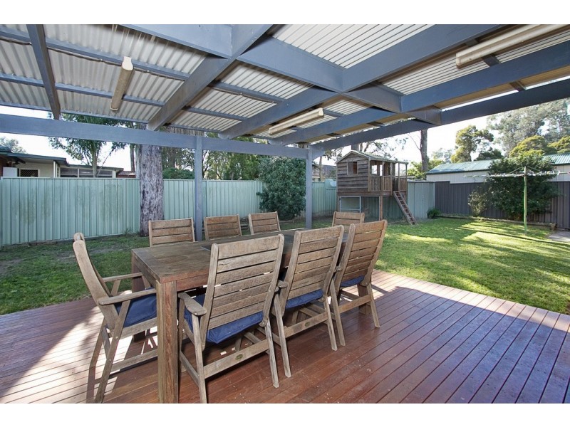 18 Snailham Crescent, South Windsor NSW 2756