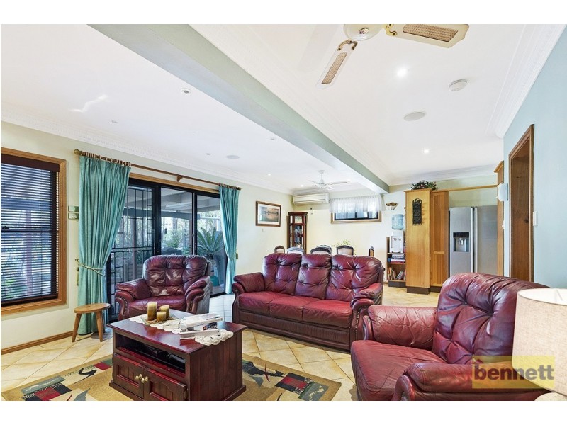 360 Spinks Road, Glossodia NSW 2756
