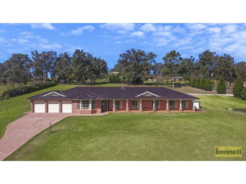 12 Belmont Grove, Grose Vale NSW 2753