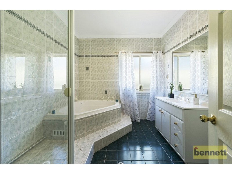 12 Belmont Grove, Grose Vale NSW 2753