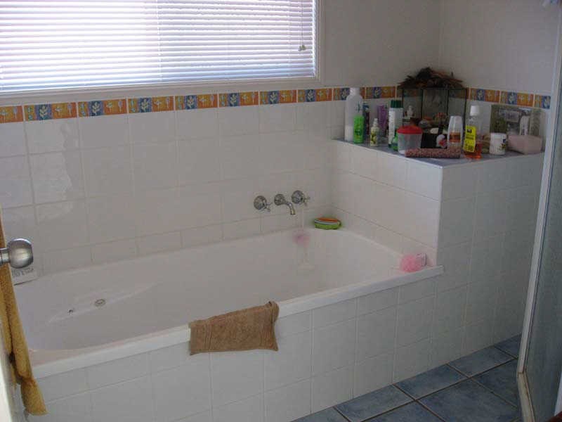 39 Adermann Drive, Kingaroy QLD 4610