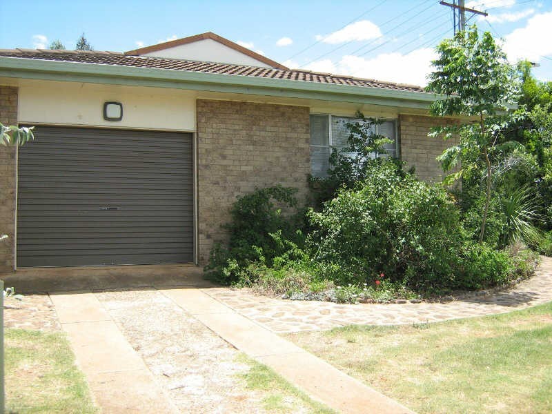 2 Carinya Street, Kingaroy QLD 4610