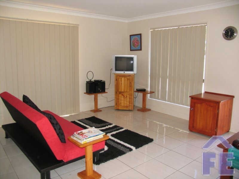 1 @ 9 Hodge Street, Kingaroy QLD 4610