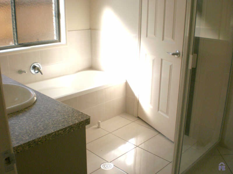 1 @ 9 Hodge Street, Kingaroy QLD 4610