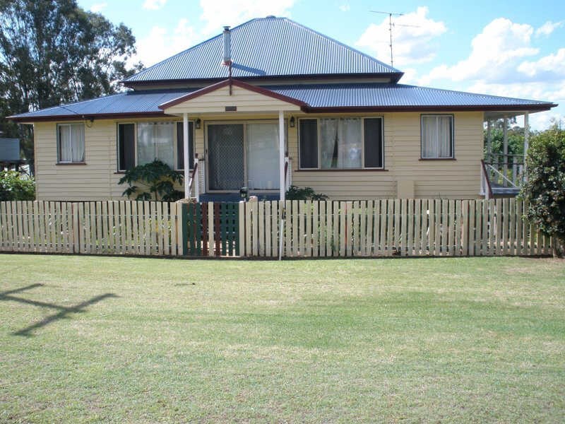 87 Pring Street, Wondai QLD 4606