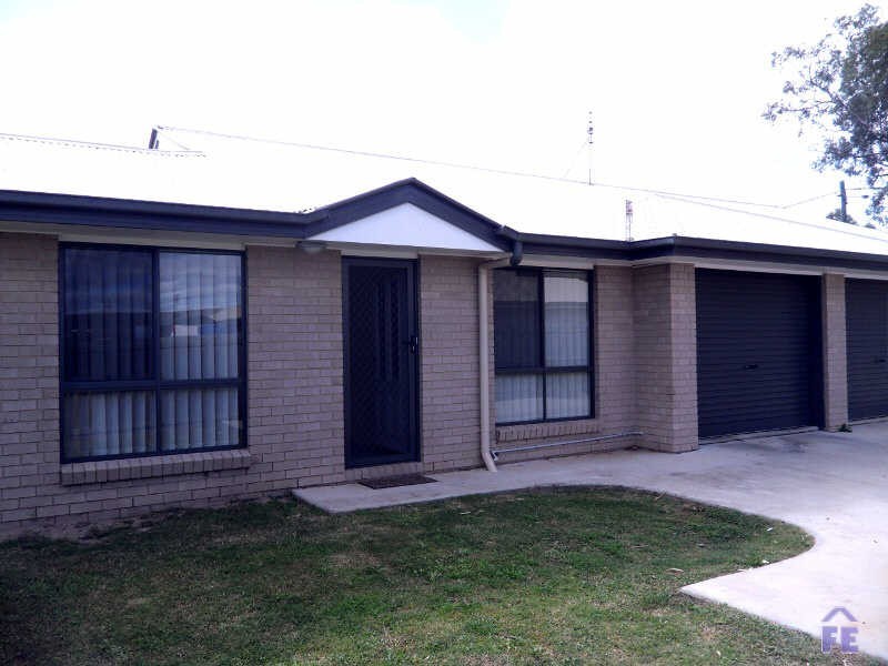 2 @ 9 Hodge Street, Kingaroy QLD 4610