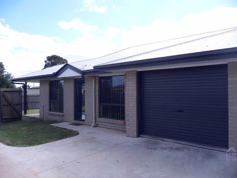 2 @ 9 Hodge Street, Kingaroy QLD 4610