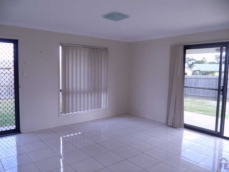 2 @ 9 Hodge Street, Kingaroy QLD 4610