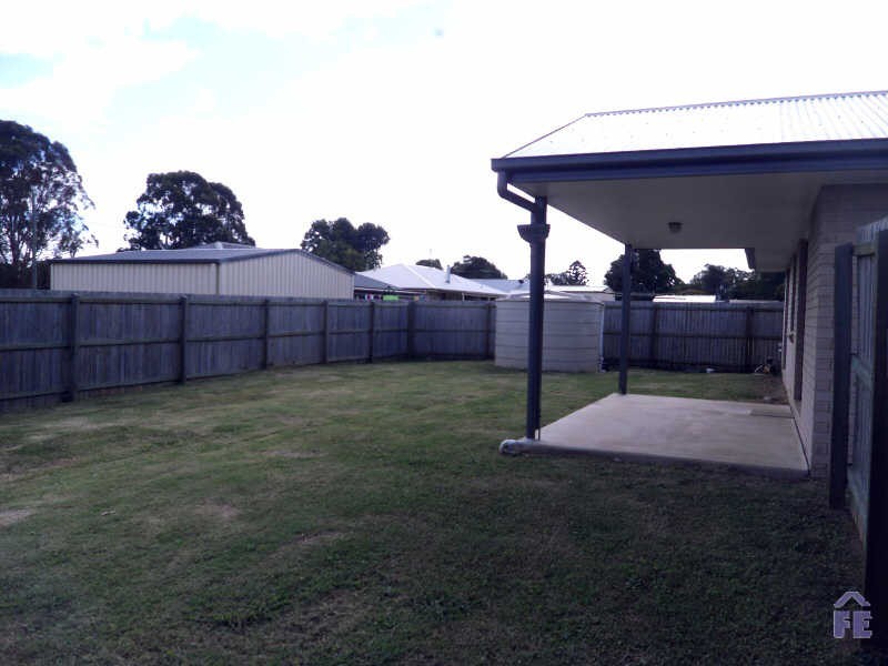 2 @ 9 Hodge Street, Kingaroy QLD 4610