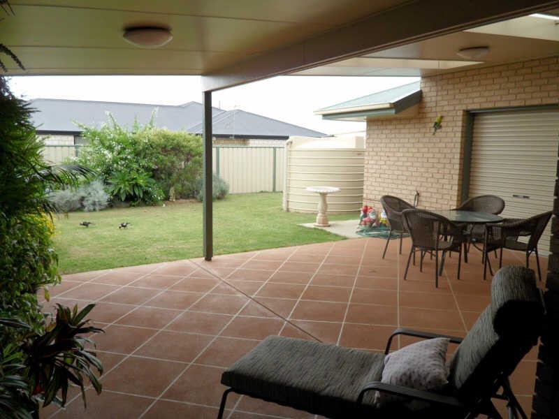 76 Ivy Street, Kingaroy QLD 4610