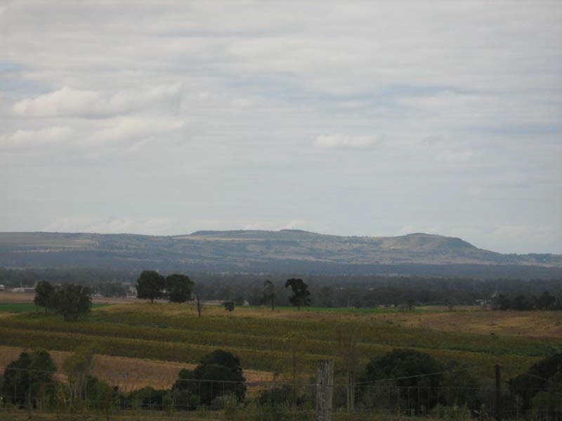 270 Springs Road, Fairdale QLD 4606