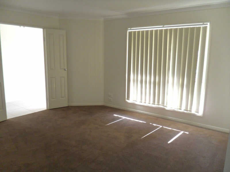 37 Oasis Drive, Kingaroy QLD 4610