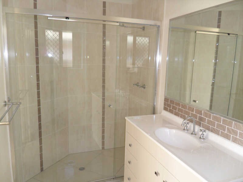 37 Oasis Drive, Kingaroy QLD 4610
