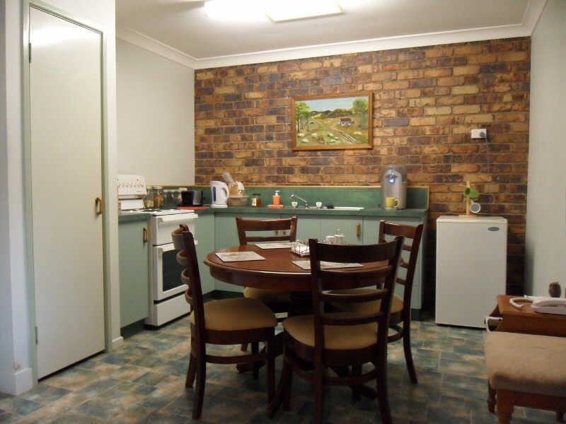 4-5-6/52 First Avenue, Kingaroy QLD 4610