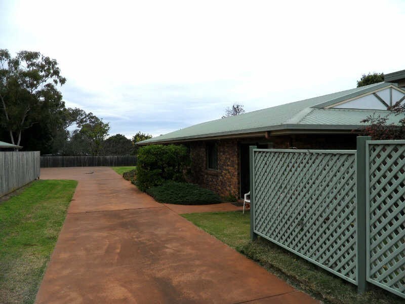 4-5-6/52 First Avenue, Kingaroy QLD 4610