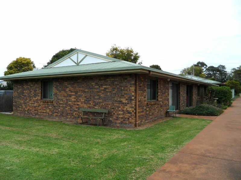 4-5-6/52 First Avenue, Kingaroy QLD 4610