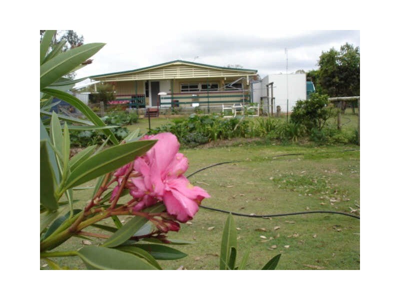 16 Birch Road, Wattle Camp QLD 4615