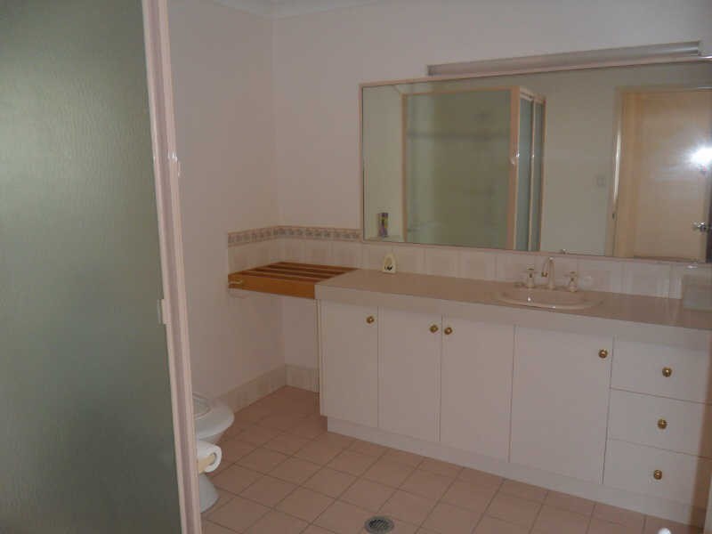 1 Freeman Court, Kingaroy QLD 4610