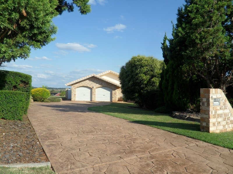 1 Freeman Court, Kingaroy QLD 4610