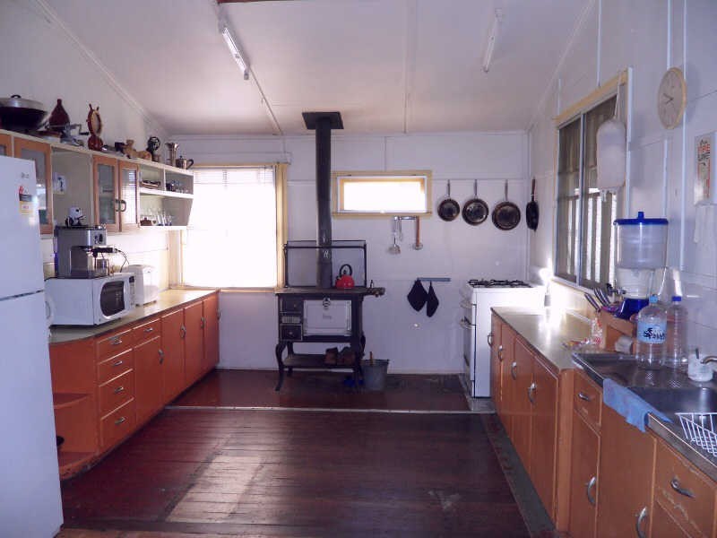 3 Jean Street, Kingaroy QLD 4610