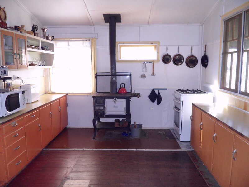 3 Jean Street, Kingaroy QLD 4610