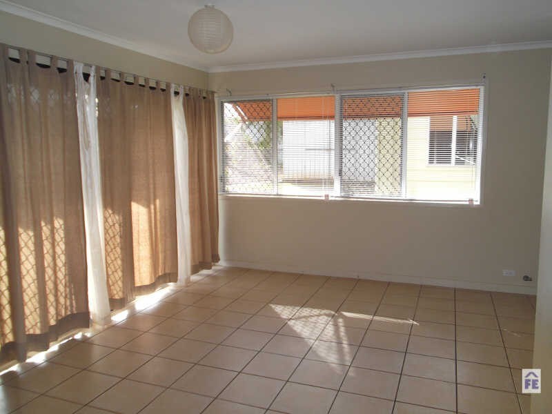 1 Barbara Street, Kingaroy QLD 4610
