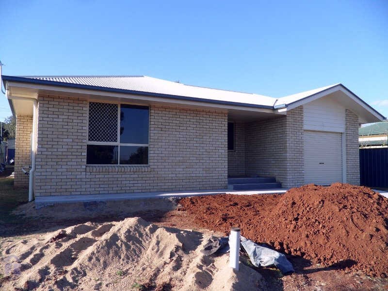 14 Jubilee Street, Kingaroy QLD 4610