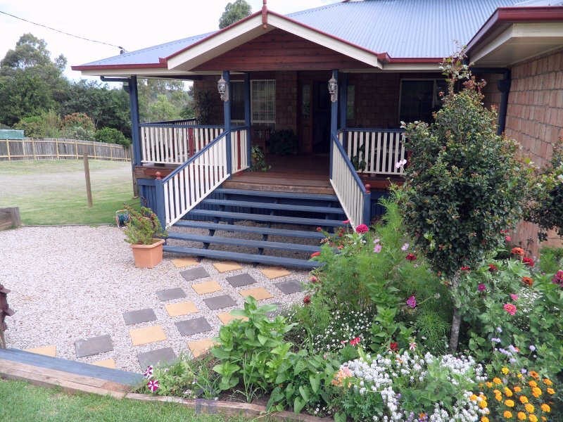 19 Adermann Drive, Kingaroy QLD 4610