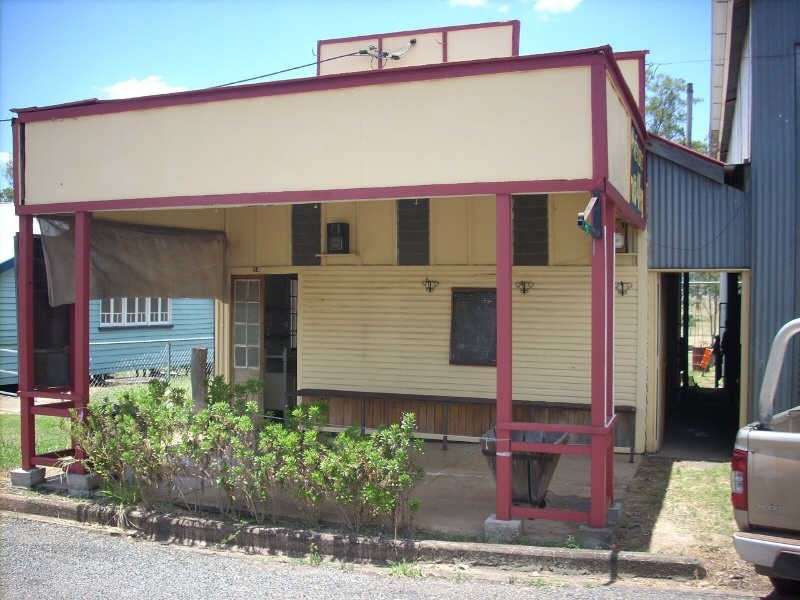 14 Main Street, Hivesville QLD 4612