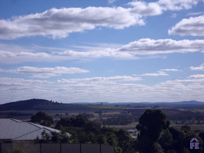 24 Hillview Parade, Kingaroy QLD 4610