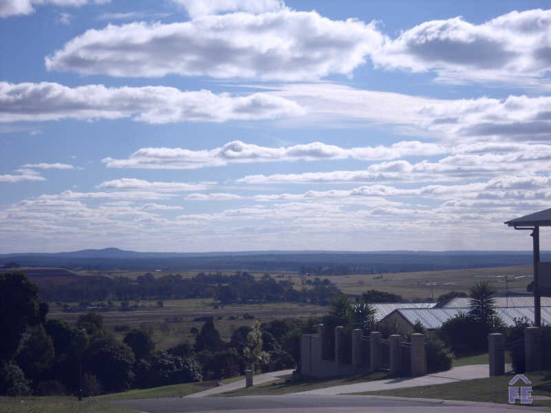 24 Hillview Parade, Kingaroy QLD 4610