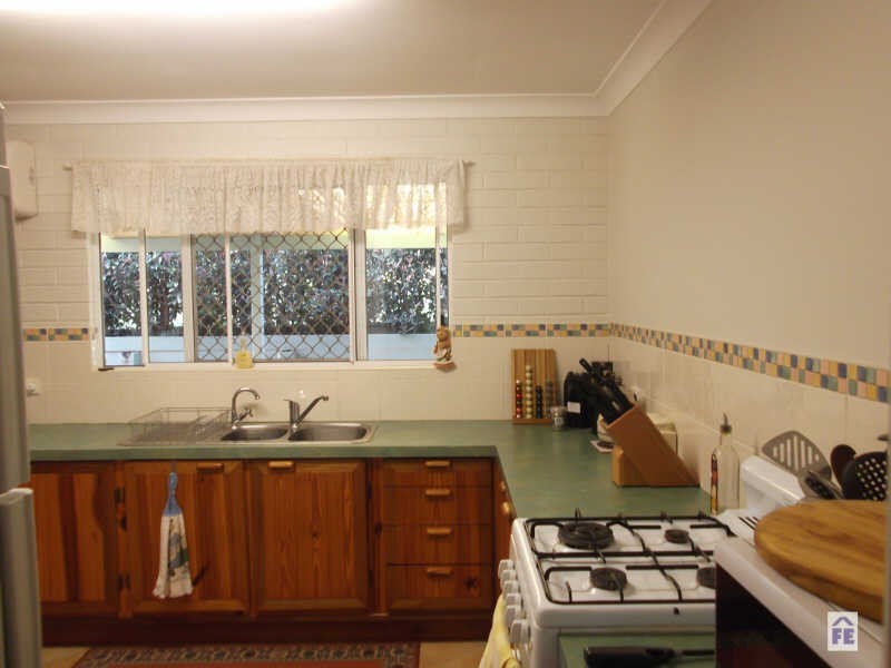 7 Neville Place, Kingaroy QLD 4610