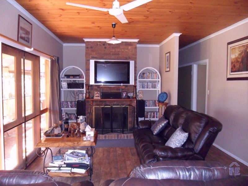 7 Tarong Drive, Kingaroy QLD 4610