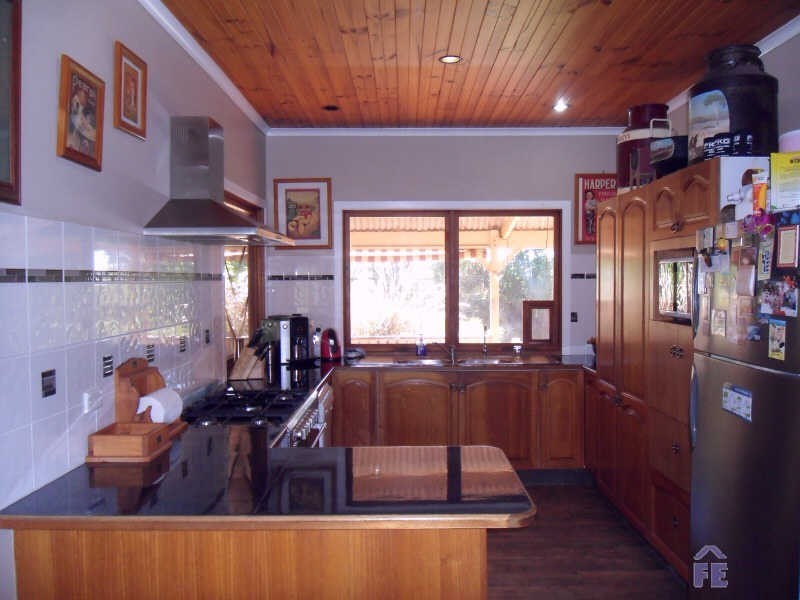 7 Tarong Drive, Kingaroy QLD 4610