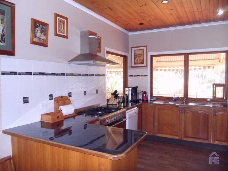 7 Tarong Drive, Kingaroy QLD 4610