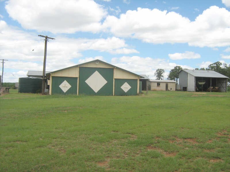 483 West Wooroolin Road, Wooroolin QLD 4608